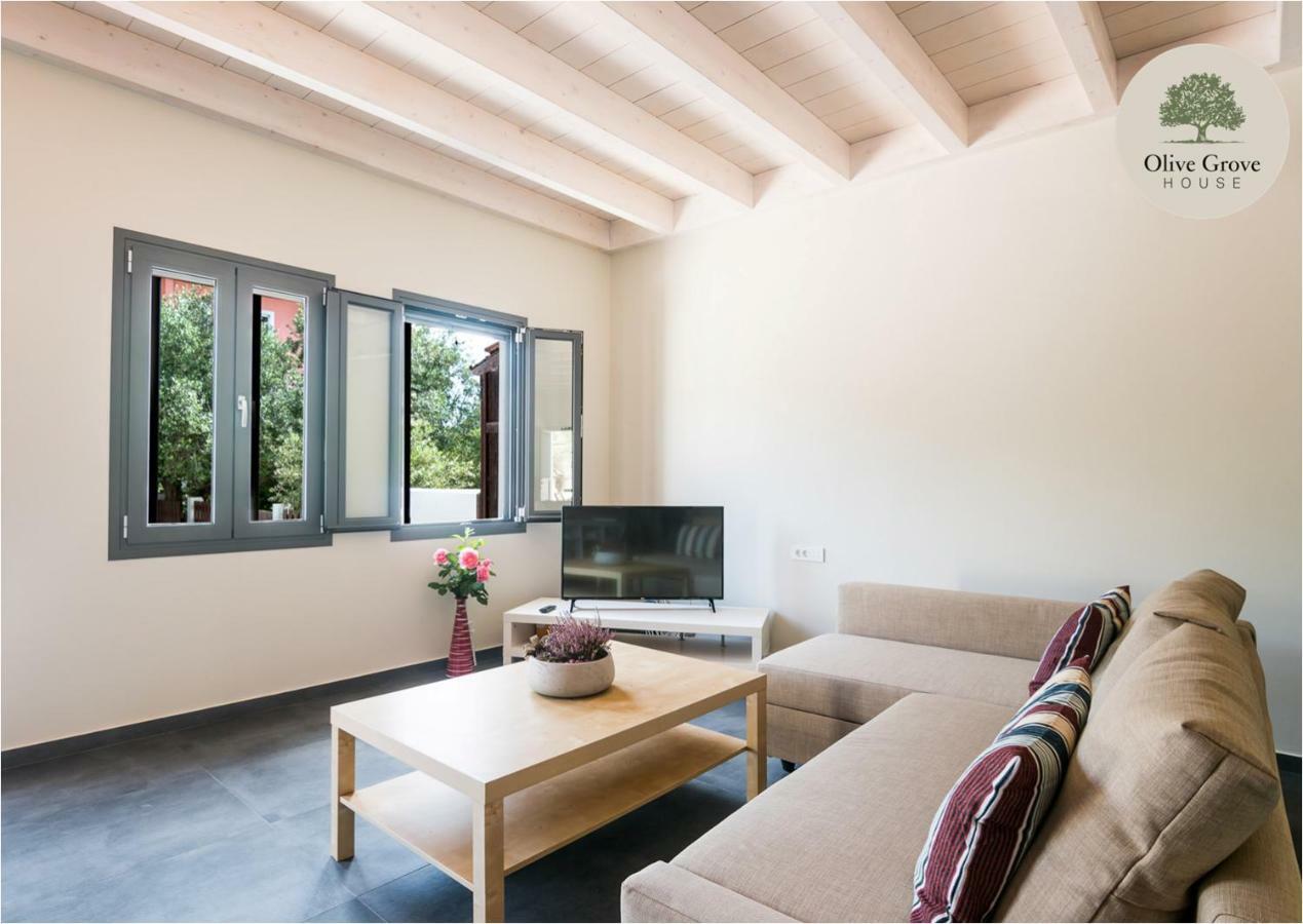 Olive Grove House Villa อาร์กอสโตลี ภายนอก รูปภาพ